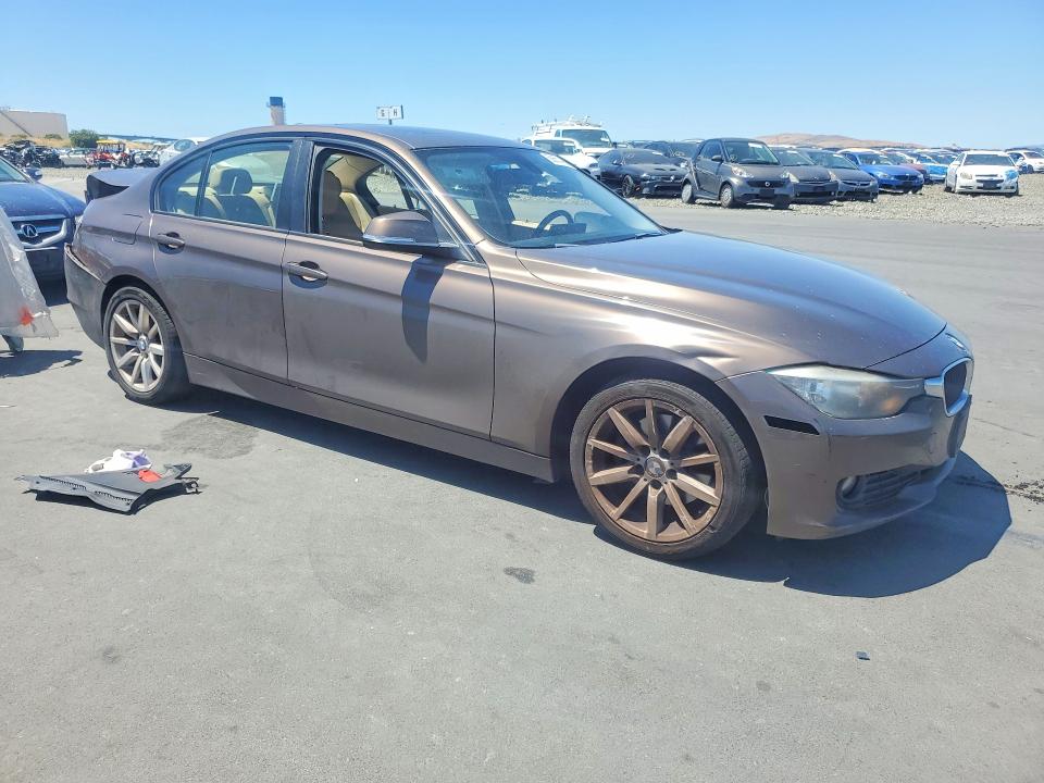 2014 BMW VIN WBA3B1C5XEK133832 COPART salvage auction — REAR END, Ca - Salvage Certificate, sold $1,400 on 2026-07-20 (photo 4)