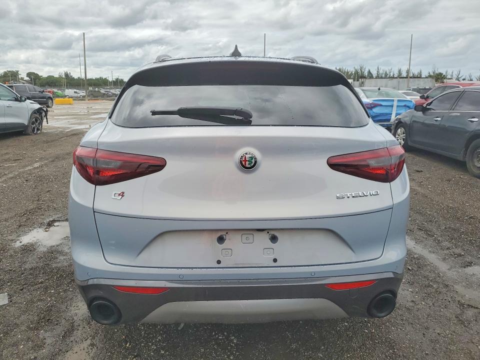 2022 Alfa romeo Stelvio VIN ZASPAKBNXN7D45607 COPART salvage auction — FRONT END, Fl - Certificate Of Destruction, sold $2,050 on 2026-08-06 (photo 6)