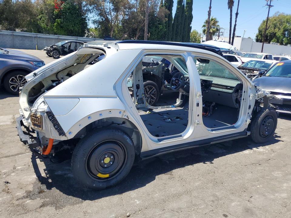 2025 Hyundai Ioniq 5 VIN 7YAKN4DA8SY040277 COPART salvage auction — STRIPPED, CA - CERTIFICATE OF TITLE, sold $6,100 on 2026-07-14 (photo 3)