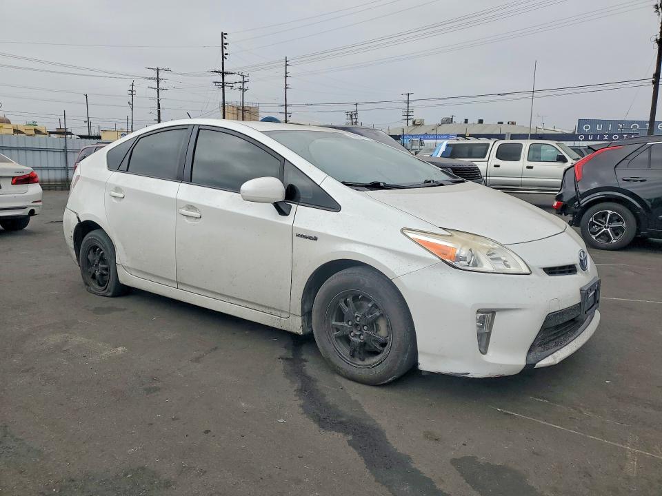 2014 Toyota VIN JTDKN3DU5E0390917 COPART salvage auction — MINOR DENT/SCRATCHES, Ca - Salvage Certificate, sold $3,300 on 2026-07-08 (photo 4)