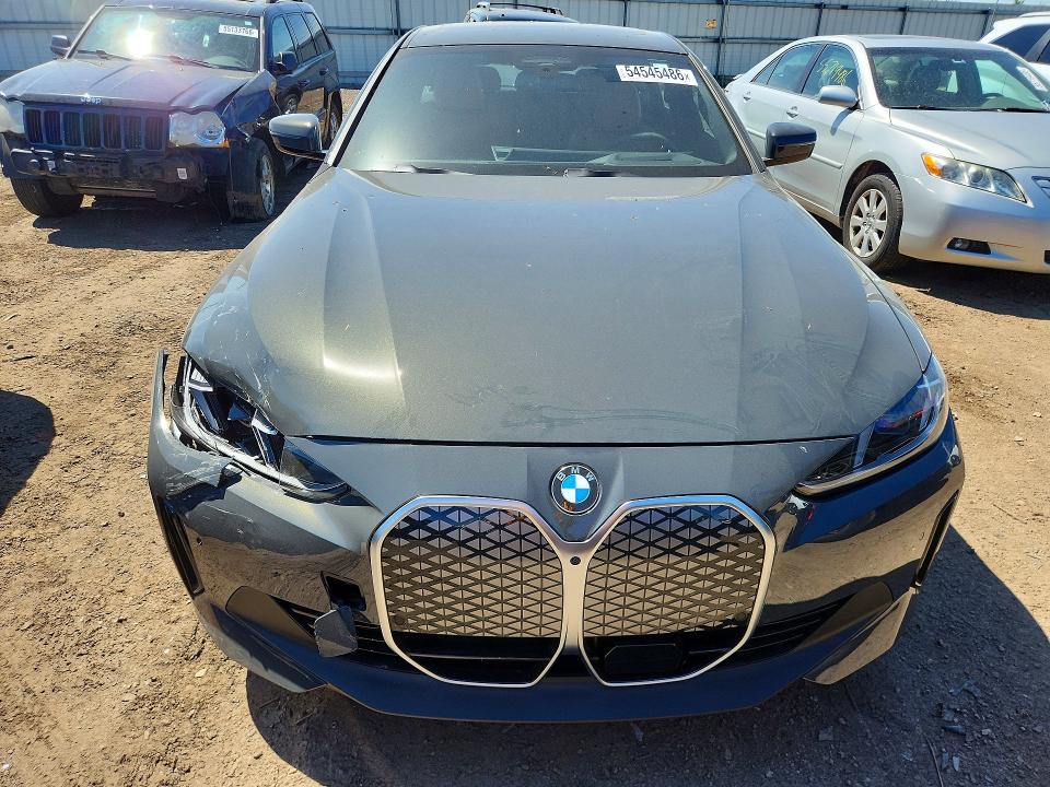 2026 BMW VIN WBY43HD03TFW61023 COPART salvage auction — REAR END, Il - Salvage Certificate, sold $32,250 on 2026-07-07 (photo 5)