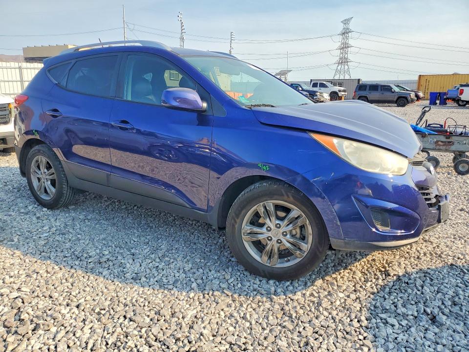 2011 Hyundai Tucson VIN KM8JU3AC6BU125417 COPART salvage auction — FRONT END, Nv - Salvage Title, sold $950 on 2026-07-20 (photo 4)
