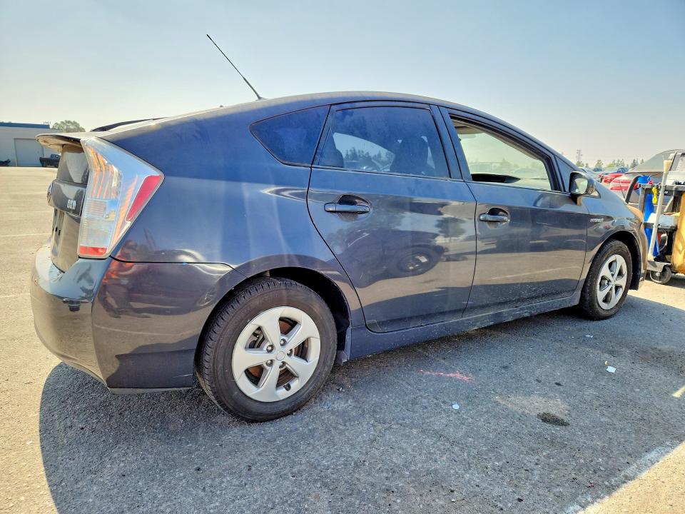 2010 Toyota Prius VIN JTDKN3DU9A5176347 COPART salvage auction — MECHANICAL, Ca - Dis/Dlr/Exp Only Clean Title, sold $475 on 2026-07-07 (photo 3)