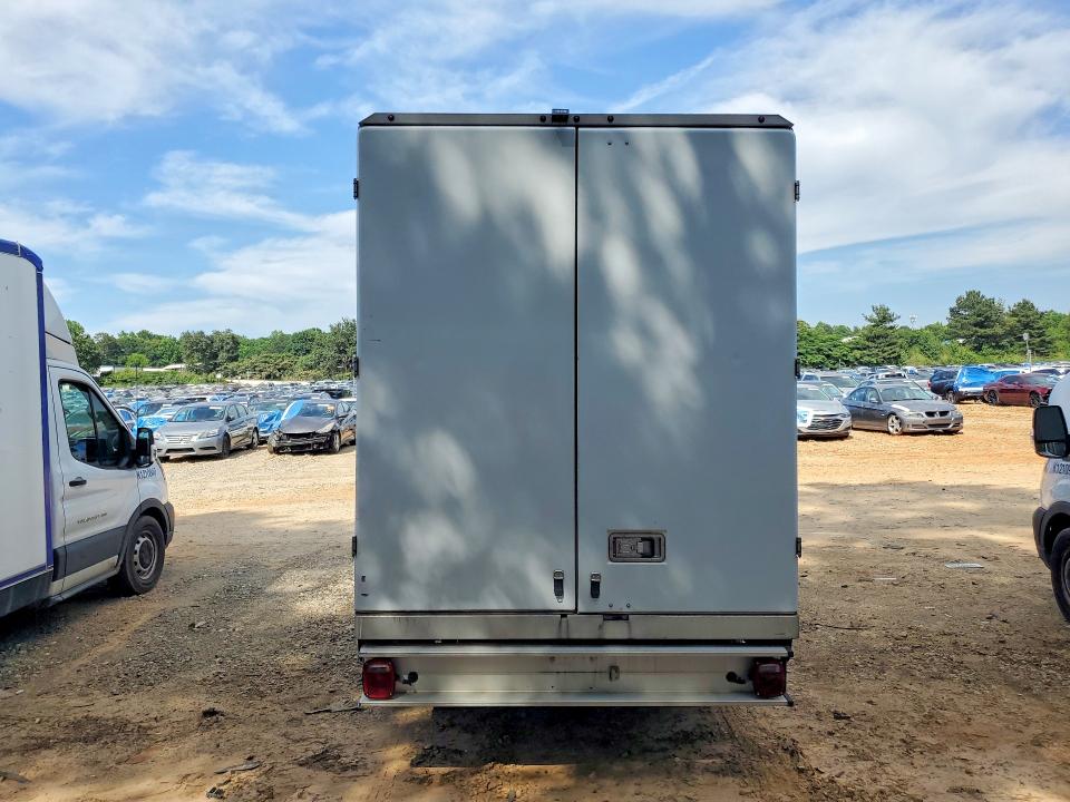 2024 Ford E-350 VIN 1FDWE3FN3RDD00682 COPART salvage auction — NORMAL WEAR, GA - CERTIFICATE OF TITLE, sold $20,000 on 2026-07-28 (photo 6)
