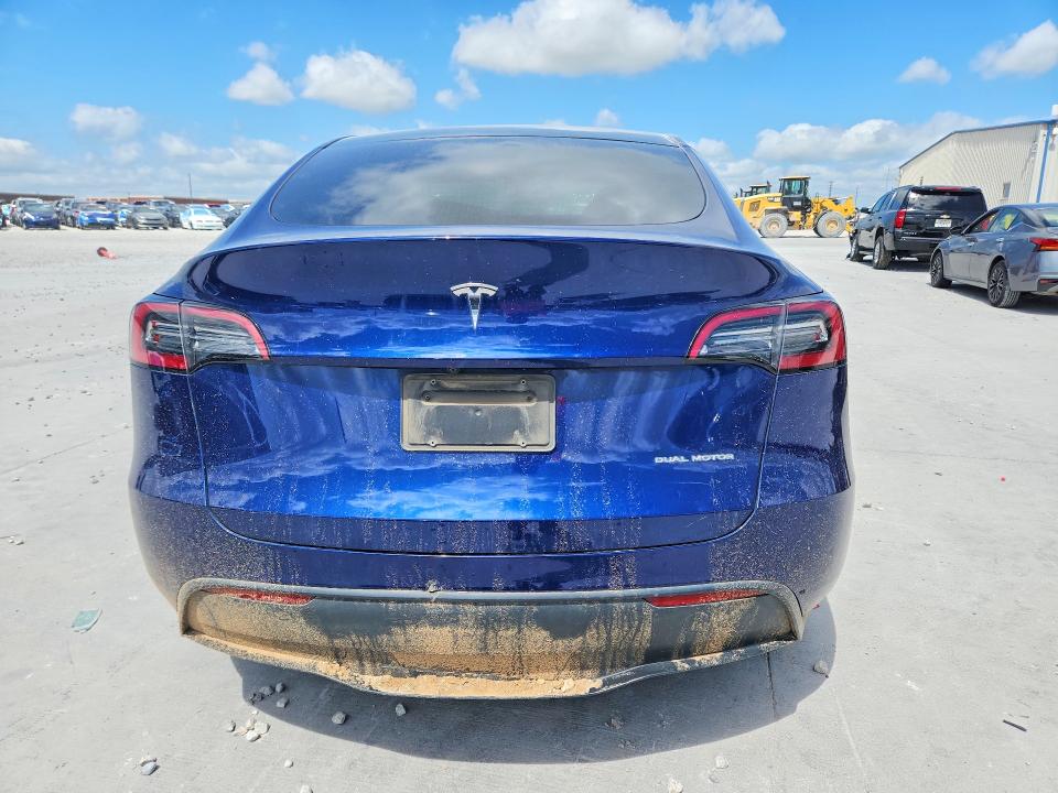 2023 Tesla Model y VIN 7SAYGDEE7PA063943 COPART salvage auction — FRONT END, Tx - Salvage Vehicle Title, sold $6,100 on 2026-07-24 (photo 6)