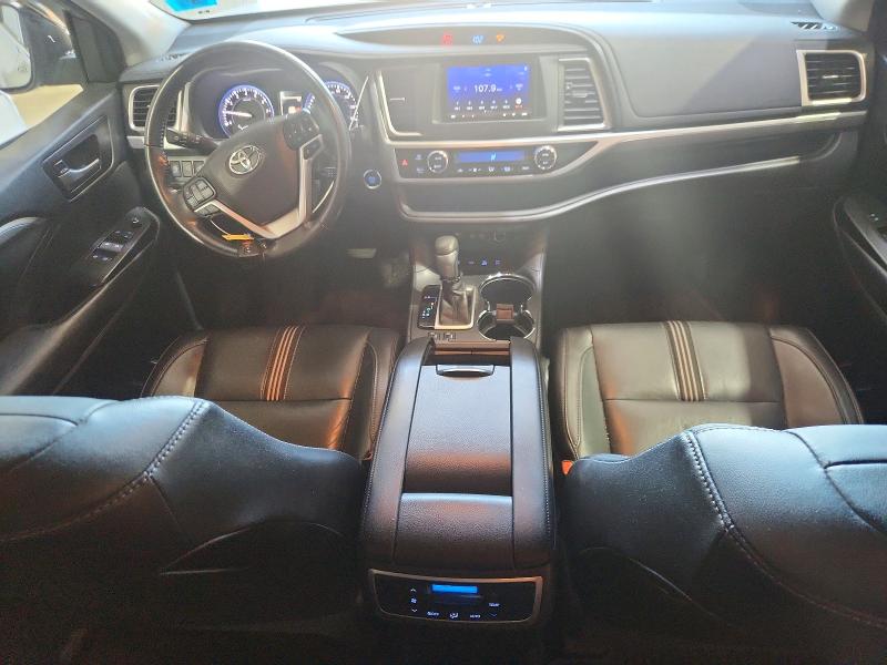 2018 Toyota Highlander VIN 5TDJZRFH6JS495086 COPART salvage auction — SIDE, NH - CERT OF TITLE-SALVAGE, sold $5,900 on 2026-07-28 (photo 8)