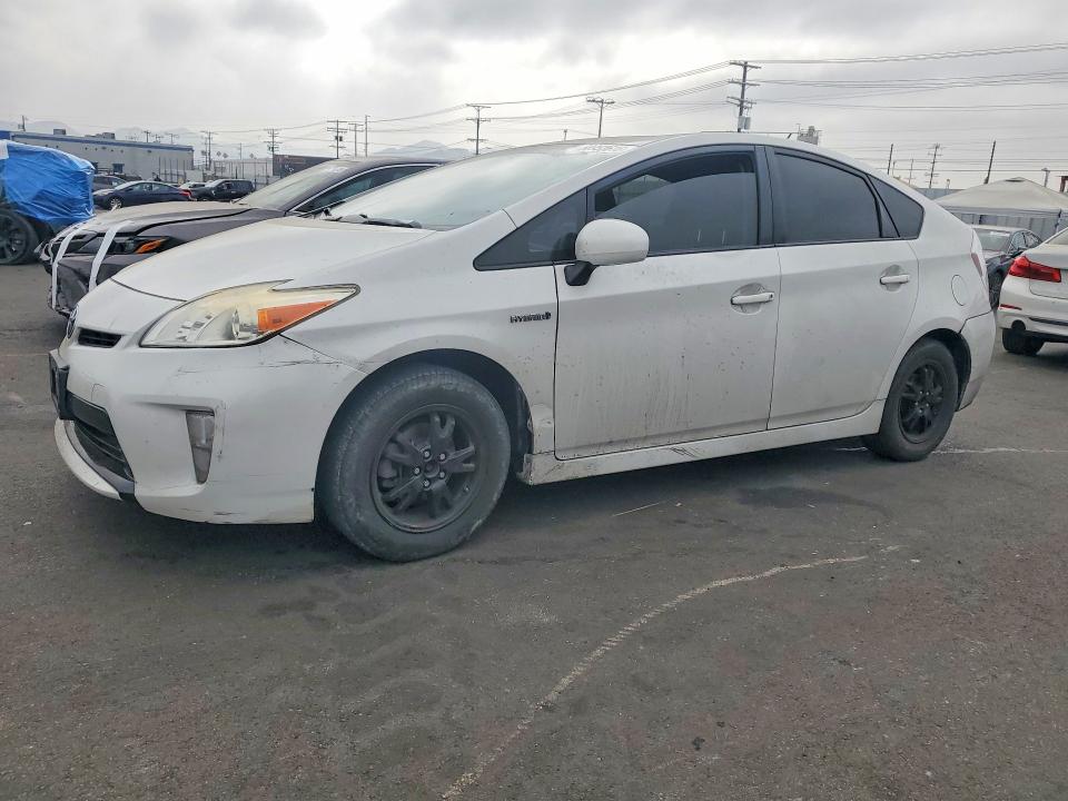 2014 Toyota VIN JTDKN3DU5E0390917 COPART salvage auction — MINOR DENT/SCRATCHES, Ca - Salvage Certificate, sold $3,300 on 2026-07-08 (photo 1)
