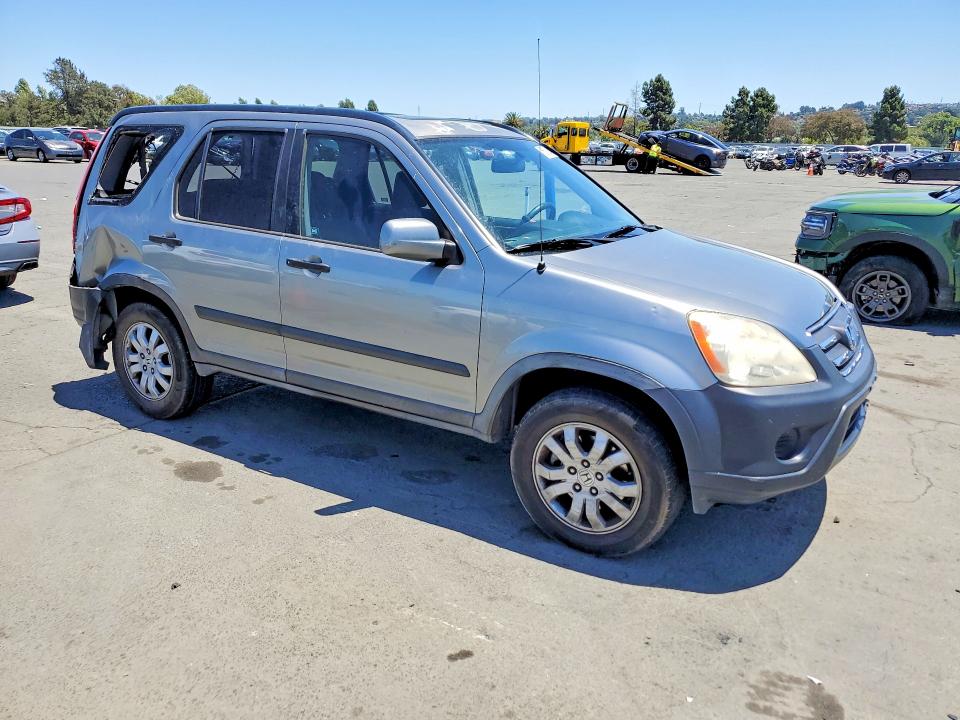 2005 Honda Cr-v VIN JHLRD78895C060625 COPART salvage auction — REAR END, Ca - Salvage Certificate, sold $750 on 2026-07-31 (photo 4)