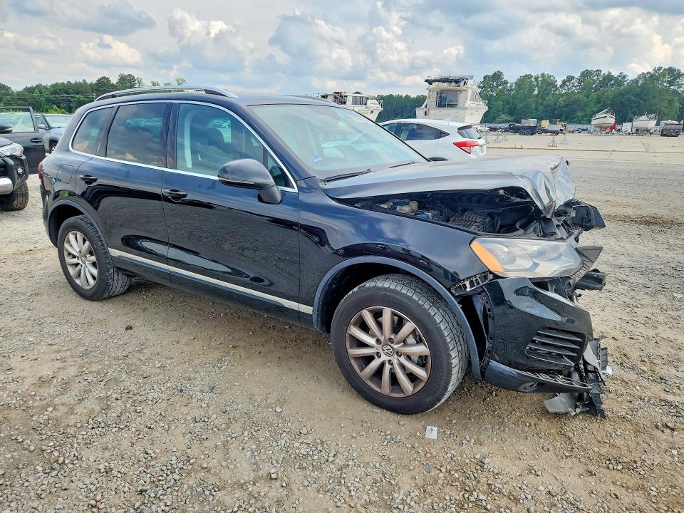 2011 Volkswagen Touareg VIN WVGFF9BP5BD000753 COPART salvage auction — FRONT END, Nc - Salvage Certificate Of Title, sold $325 on 2026-07-20 (photo 4)
