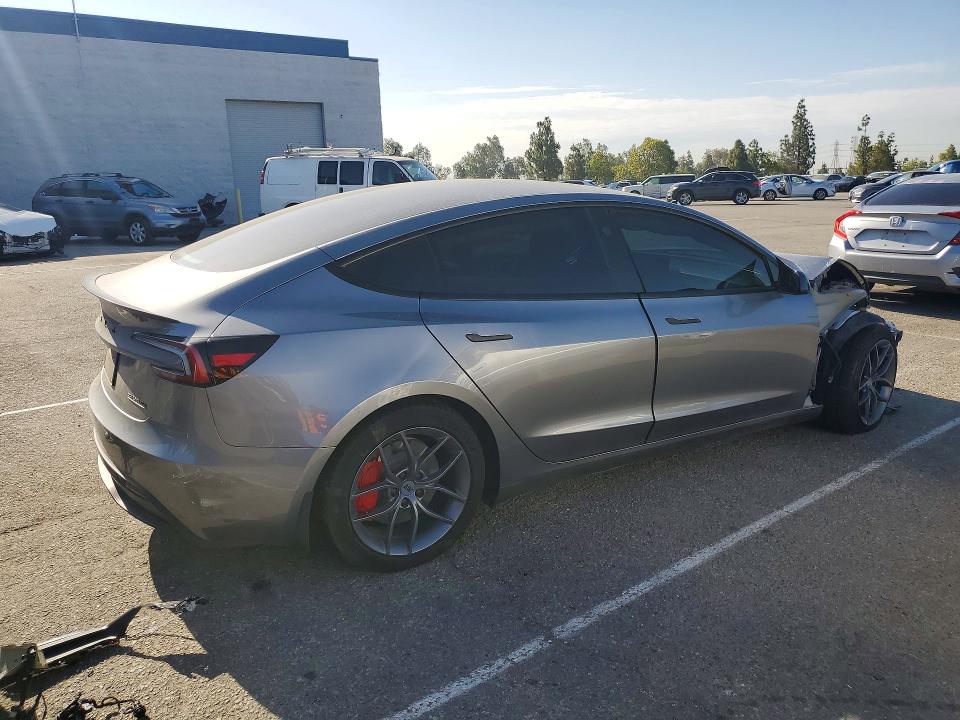 2025 Tesla VIN 5YJ3E1EB3SF927285 COPART salvage auction — FRONT END, CA - SALVAGE CERTIFICATE, sold $325 on 2026-07-28 (photo 3)