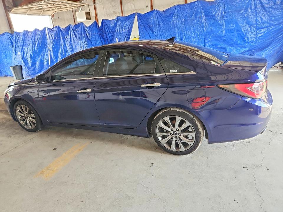 2012 Hyundai VIN 5NPEC4AC0CH409717 COPART salvage auction — FRONT END, KY - CERT OF TITLE-SALVAGE, sold $600 on 2026-07-27 (photo 2)