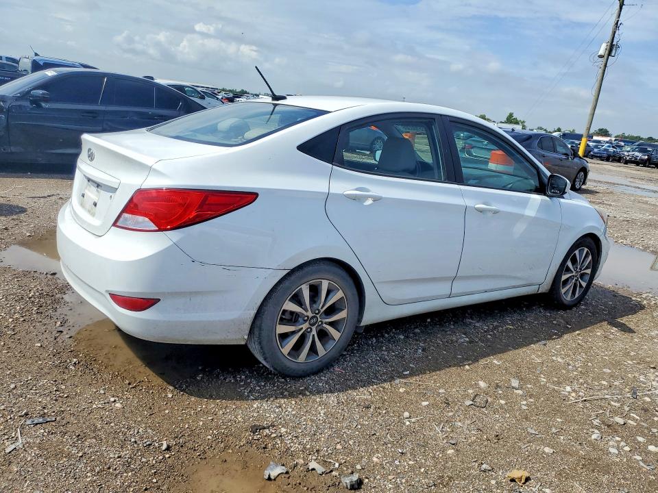 2017 Hyundai Accent VIN KMHCT4AE0HU352727 COPART salvage auction — WATER/FLOOD, Tx - Salvage Title-Flood Damage, sold $675 on 2026-07-09 (photo 3)