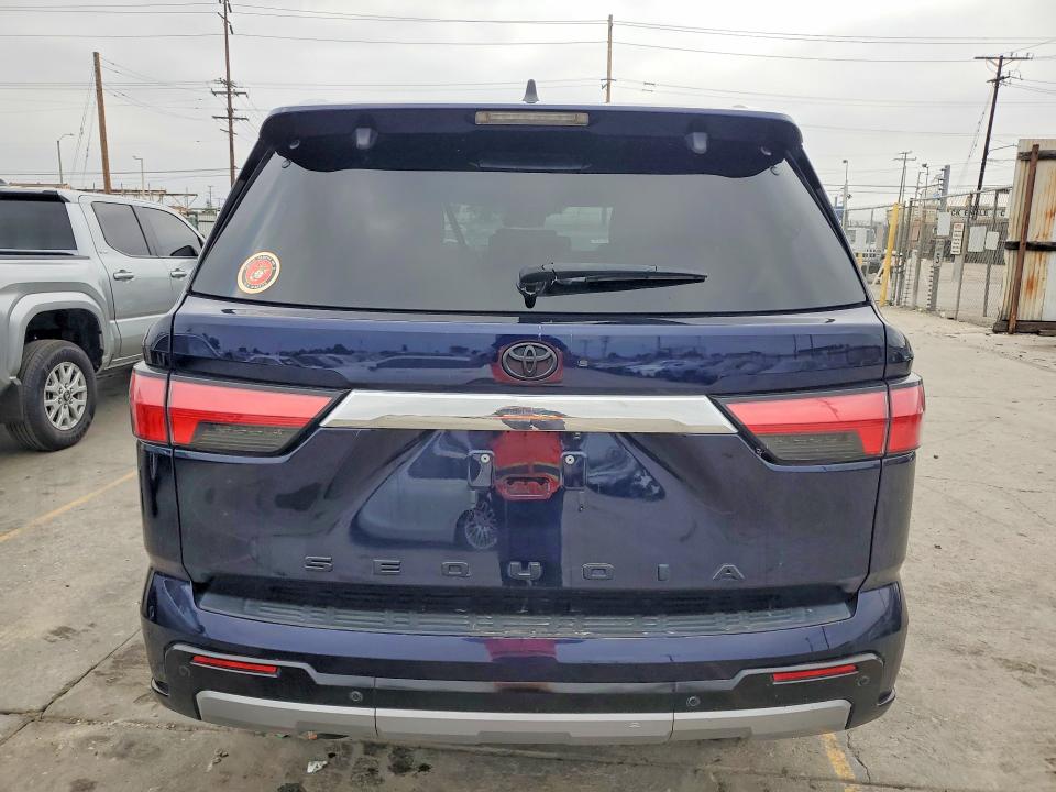 2024 Toyota Sequoia VIN 7SVAAABA4RX042694 COPART salvage auction — FRONT END, Nv - Dis/Dlr/Exp Only Salvage Title, sold $29,250 on 2026-07-08 (photo 6)
