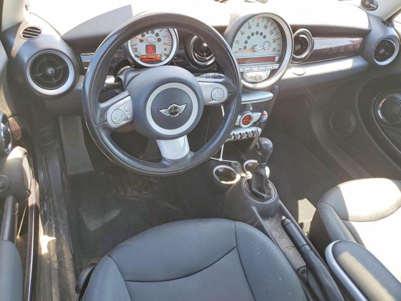 2010 Mini Cooper VIN WMWMF3C50ATZ25237 COPART salvage auction — REAR END, WA - BILL OF SALE, sold $1,000 on 2026-07-31 (photo 8)