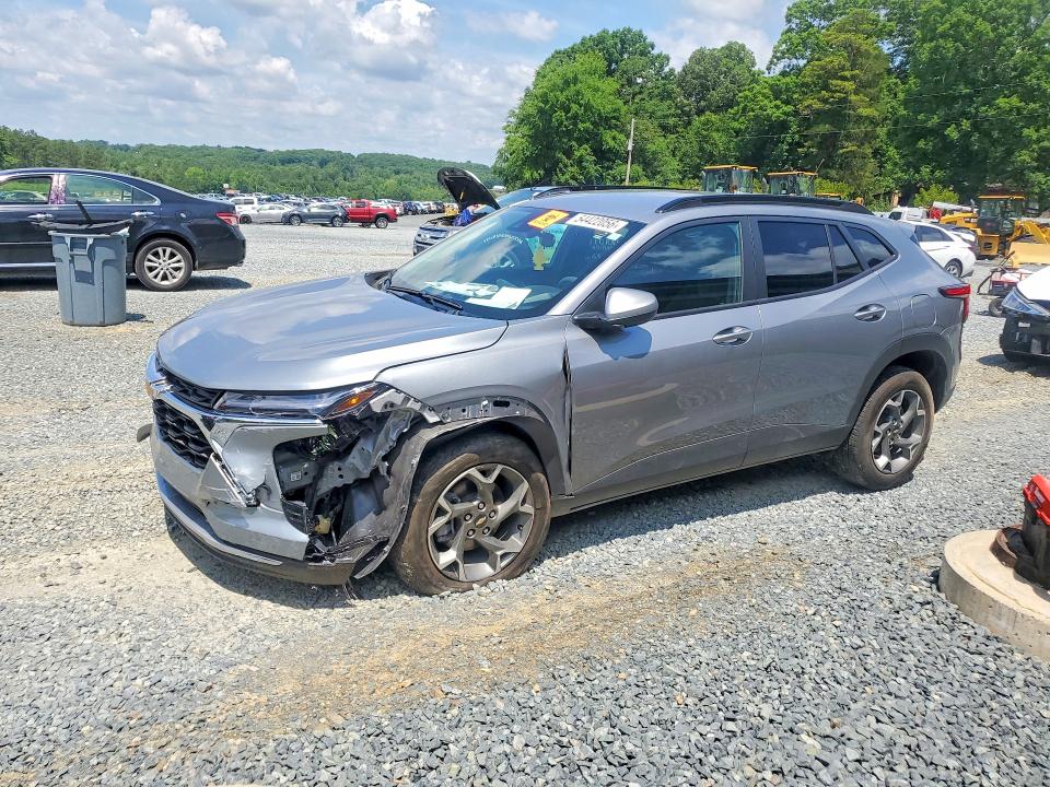 2025 Chevrolet Trax VIN KL77LHEP9SC213067 COPART salvage auction — FRONT END, Nc - Salvage Certificate Of Title, sold $2,150 on 2026-07-23 (photo 1)