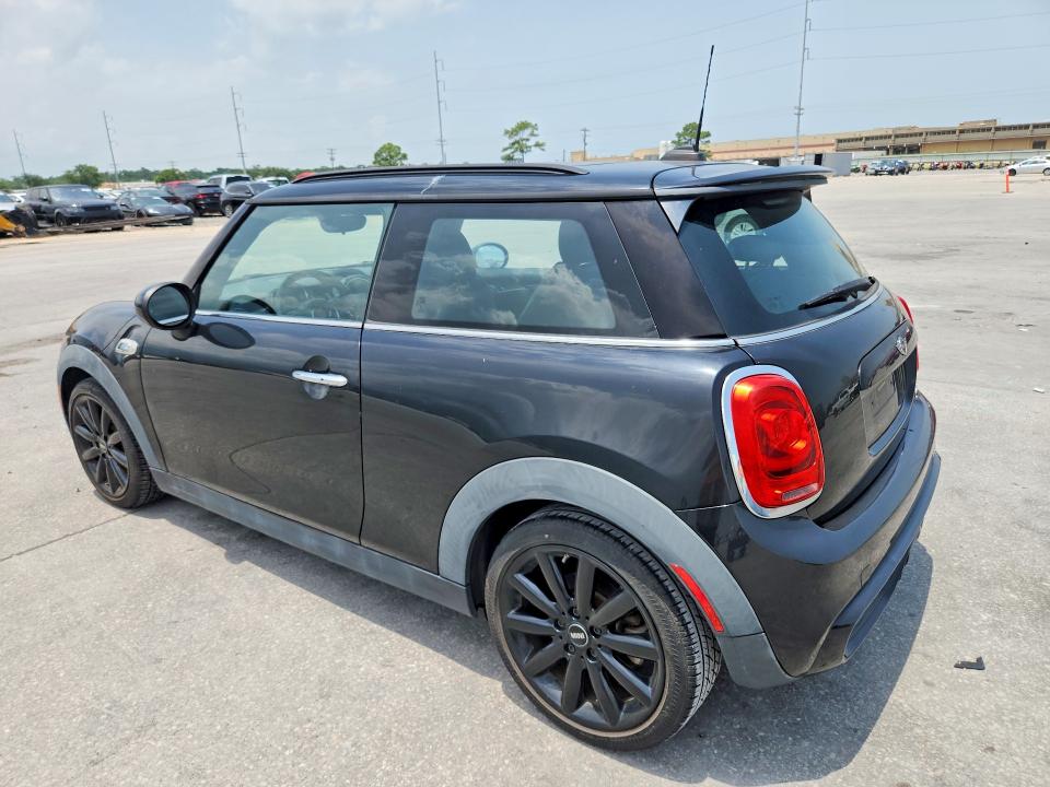 2015 Mini Cooper VIN WMWXP7C52F2A60885 COPART salvage auction — WATER/FLOOD, La - Cert Of Title-Salvage Flood, sold $550 on 2026-08-05 (photo 2)
