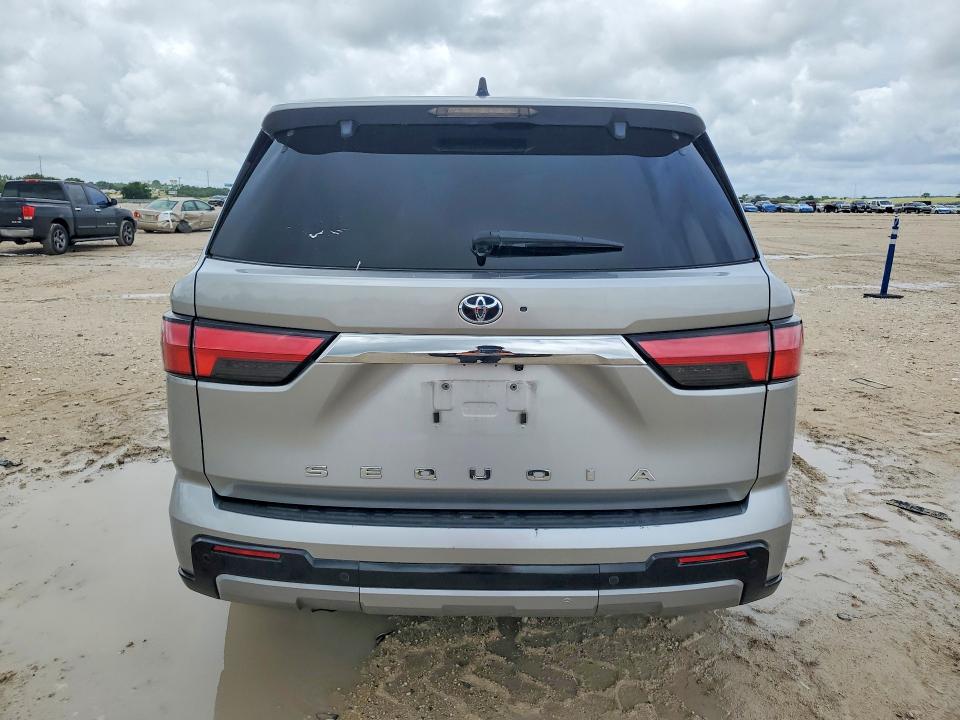 2023 Toyota Sequoia VIN 7SVAAABA0PX005705 COPART salvage auction — MINOR DENT/SCRATCHES, Tx - Certificate Of Title (P), sold $41,750 on 2026-07-02 (photo 6)