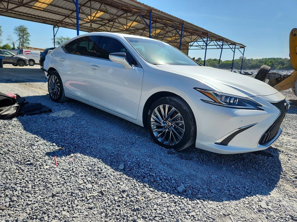 2025 Lexus VIN 58AEA1C17SU076134 COPART salvage auction — REAR END, Ga - Cert Of Title-Salvage, sold $21,400 on 2026-07-23 (photo 4)