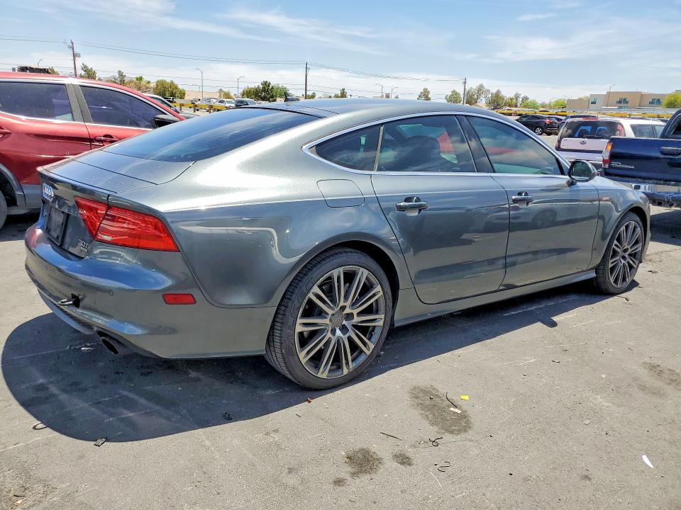 2014 Audi A7 VIN WAU2GBFC3EN063375 COPART salvage auction — MINOR DENT/SCRATCHES, UT - CERTIFICATE OF TITLE, sold $1,300 on 2026-07-27 (photo 3)