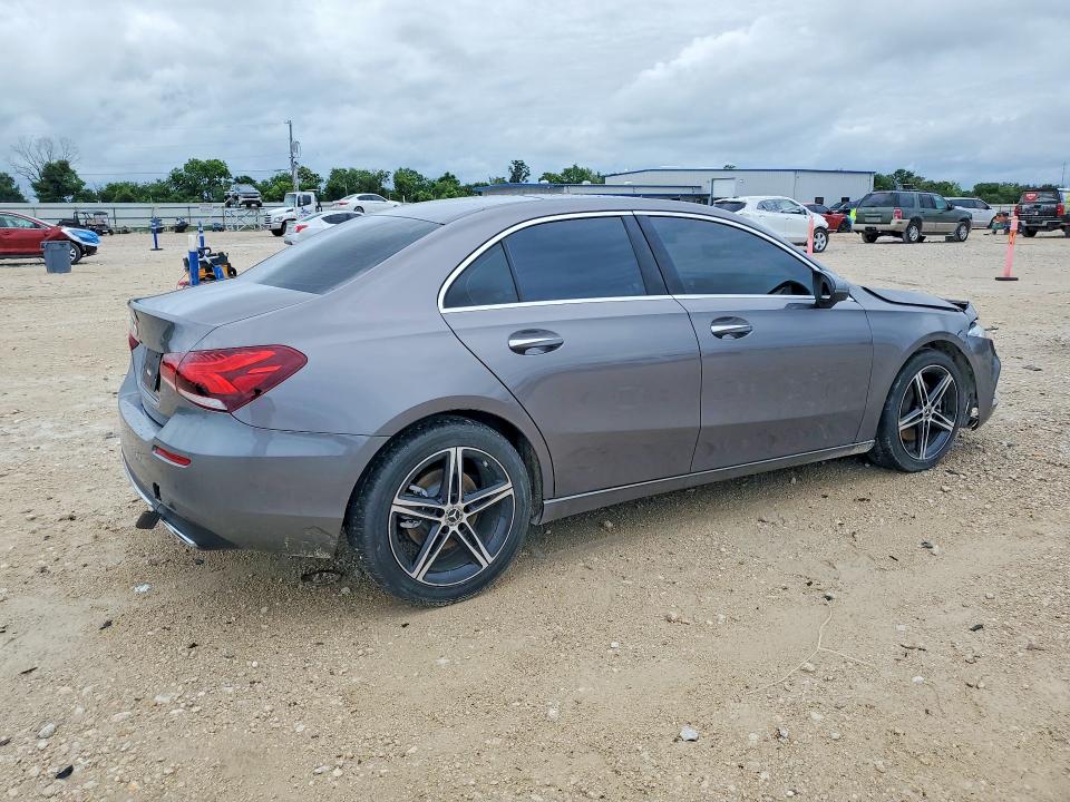 2022 Mercedes-benz A-klasse VIN W1K3G4EB2NJ363384 COPART salvage auction — FRONT END, Tx - Salvage Vehicle Title, sold $150 on 2026-07-30 (photo 3)