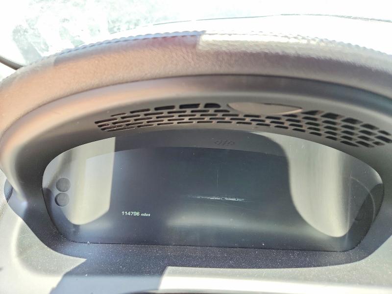 2015 Jaguar Xj VIN SAJWJ1CDXF8V79327 COPART salvage auction — MINOR DENT/SCRATCHES, Tx - Cert Of Title-Rebuilt Salvage (P), sold $2,750 on 2026-07-29 (photo 9)