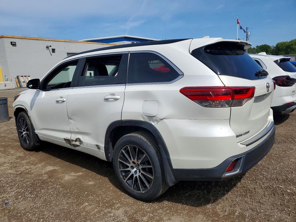 2017 Toyota Highlander VIN 5TDJZRFHXHS443857 COPART salvage auction — FRONT END, On - Permit No Brand - Unfit, sold $12,600 on 2026-07-16 (photo 2)