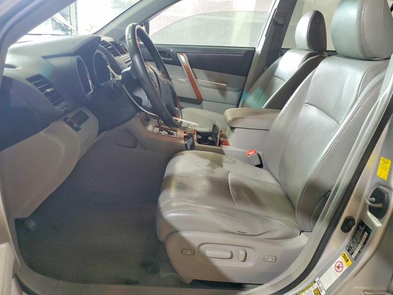 2010 Toyota Highlander VIN 5TDDK3EHXAS014157 COPART salvage auction — SIDE, Co - Bill Of Sale-Parts Only, sold $2,850 on 2026-07-08 (photo 7)