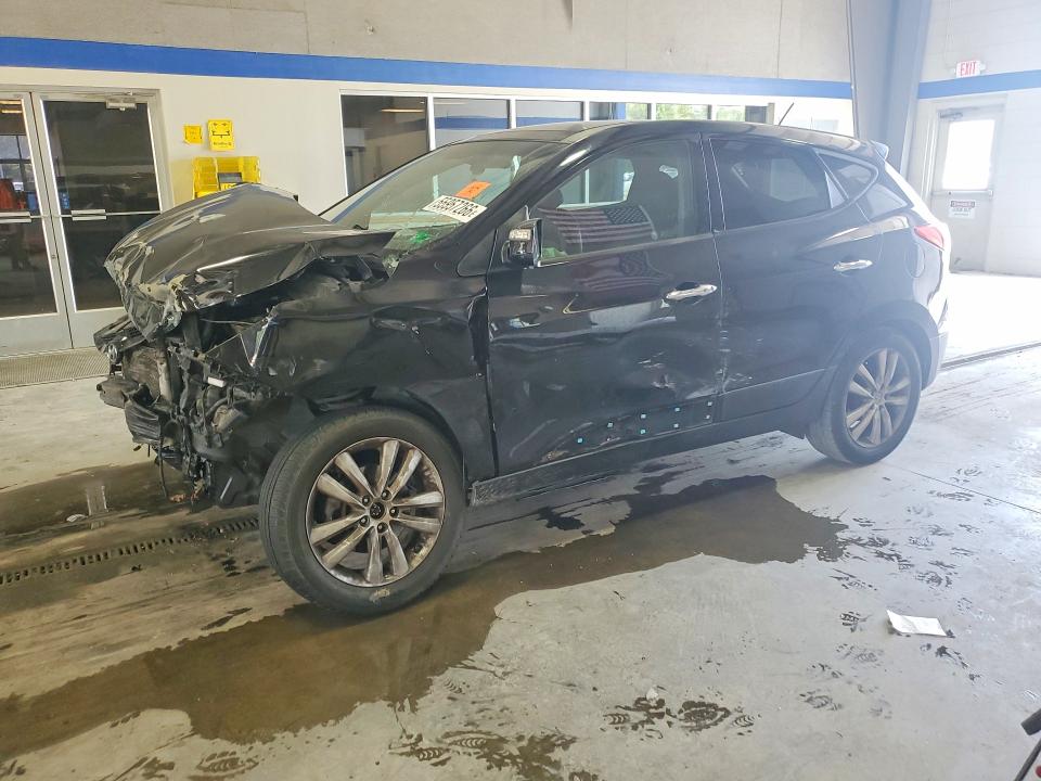 2013 Hyundai Tucson VIN KM8JU3AC5DU675582 COPART salvage auction — FRONT END, Va - Cert Of Title - Salvage, sold $425 on 2026-07-31 (photo 1)