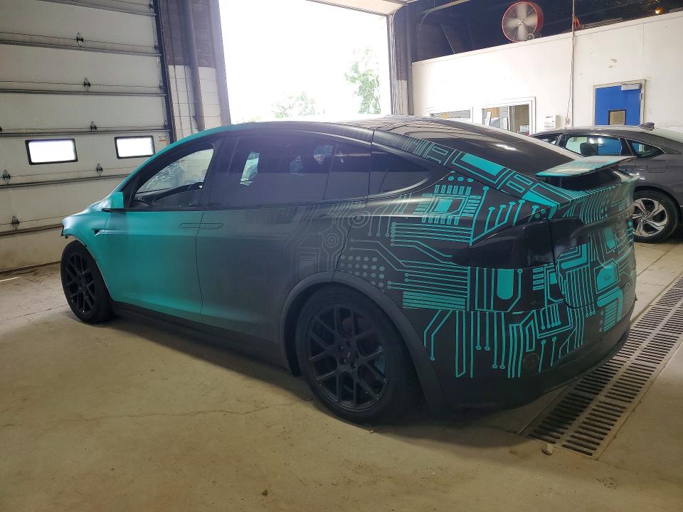 2018 Tesla Model x VIN 5YJXCAE22JF087151 COPART salvage auction — FRONT END, MN - CERT OF TITLE-SALVAGE, sold $7,900 on 2026-08-18 (photo 2)