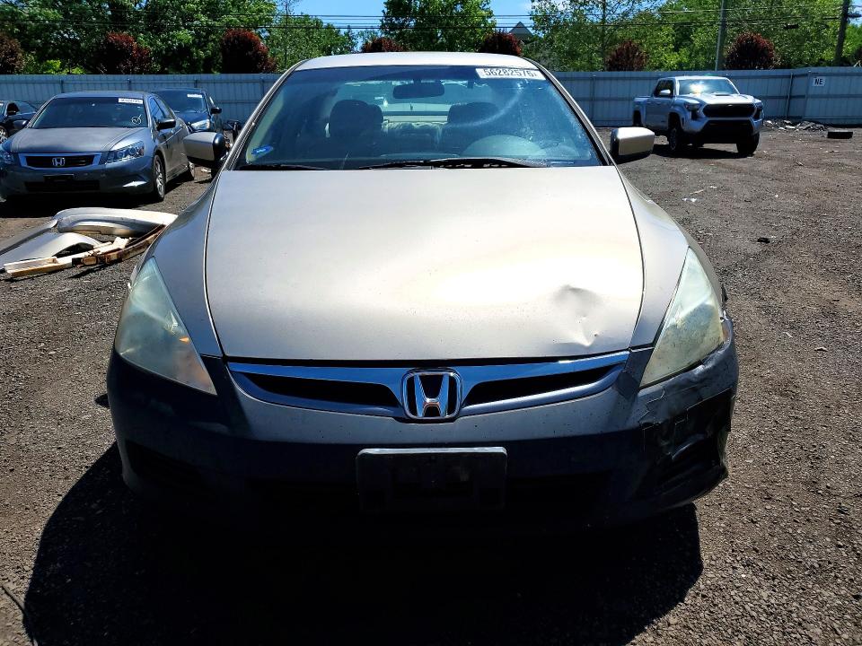 2007 Honda Accord VIN 1HGCM56417A041381 COPART salvage auction — REAR END, CT - CERT OF TITLE-SALVAGE, sold $475 on 2026-07-02 (photo 5)