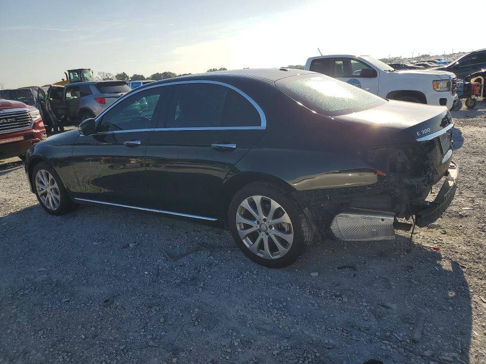 2017 Mercedes-benz E-klasse VIN WDDZF4KBXHA197878 COPART salvage auction — REAR END, FL - CERT OF TITLE SLVG REBUILDABLE, sold $9,000 on 2026-07-31 (photo 2)
