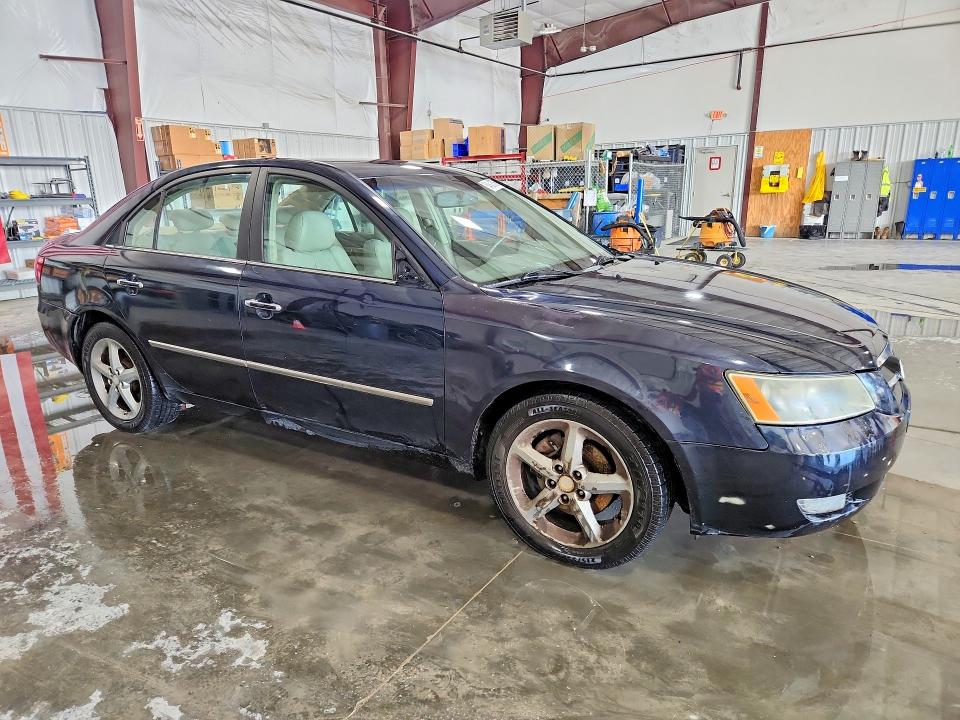 2008 Hyundai Sonata VIN 5NPEU46F28H303907 COPART salvage auction — REAR END, IL - SALVAGE CERTIFICATE, sold $475 on 2026-07-06 (photo 4)