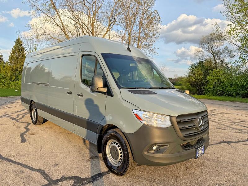 2023 Mercedes-benz Sprinter VIN W1Y4NDHY7PT136876 COPART salvage auction — NORMAL WEAR, Va - Certificate Of Title (P), sold $18,000 on 2026-07-06 (photo 1)