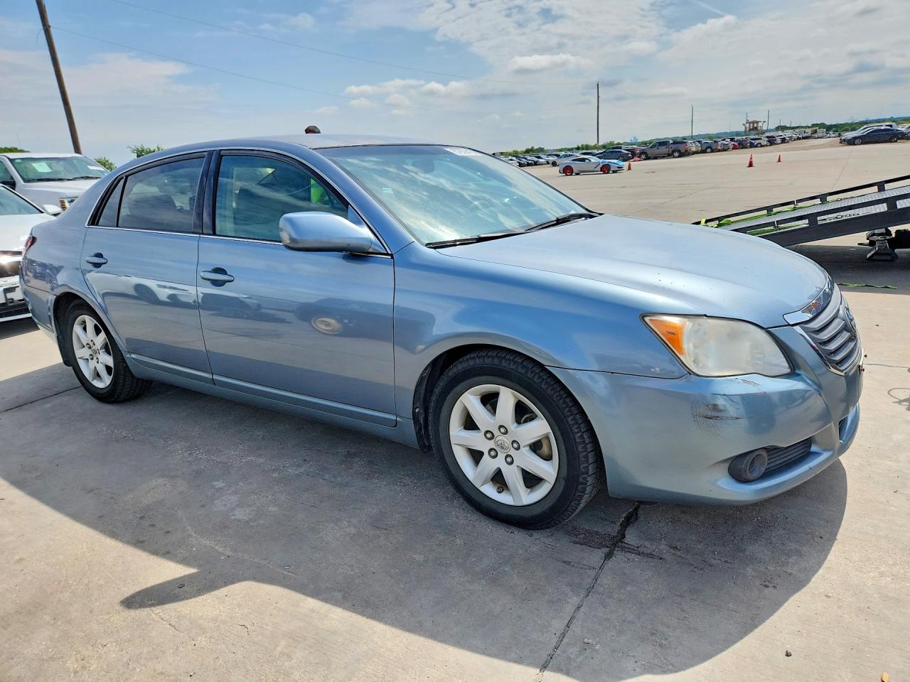 2009 Toyota Avalon VIN 4T1BK36BX9U351531 COPART salvage auction — Normal Wear, TX - CERTIFICATE OF TITLE, sold $1,400 on 2026-07-09 (photo 4)