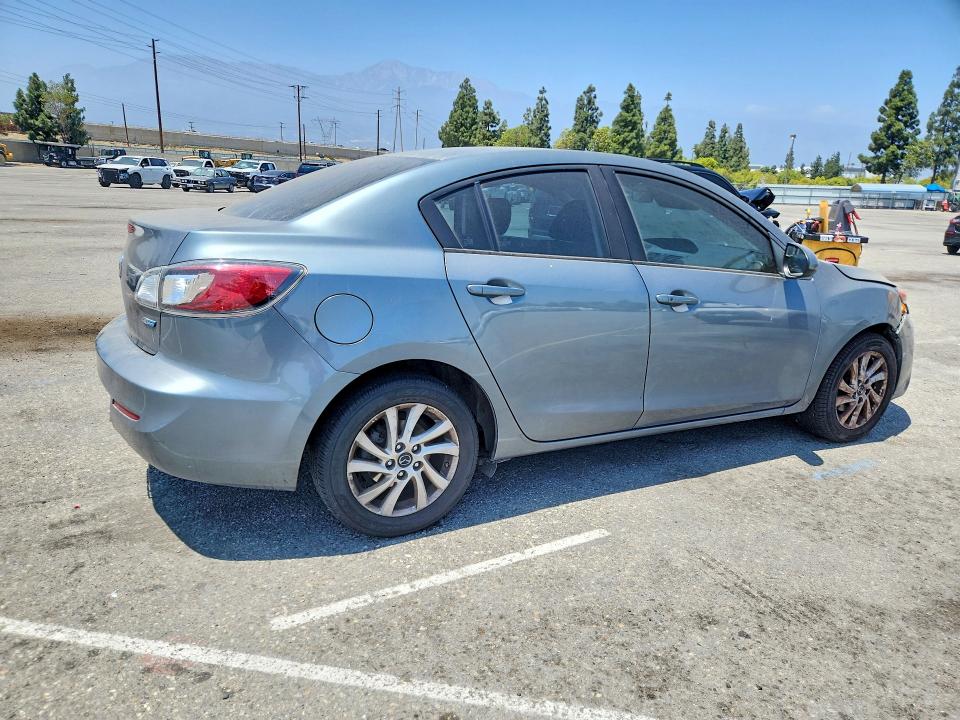 2013 Mazda 3 VIN JM1BL1V74D1745121 COPART salvage auction — FRONT END, Ca - Salvage Certificate, sold $1,150 on 2026-07-07 (photo 3)