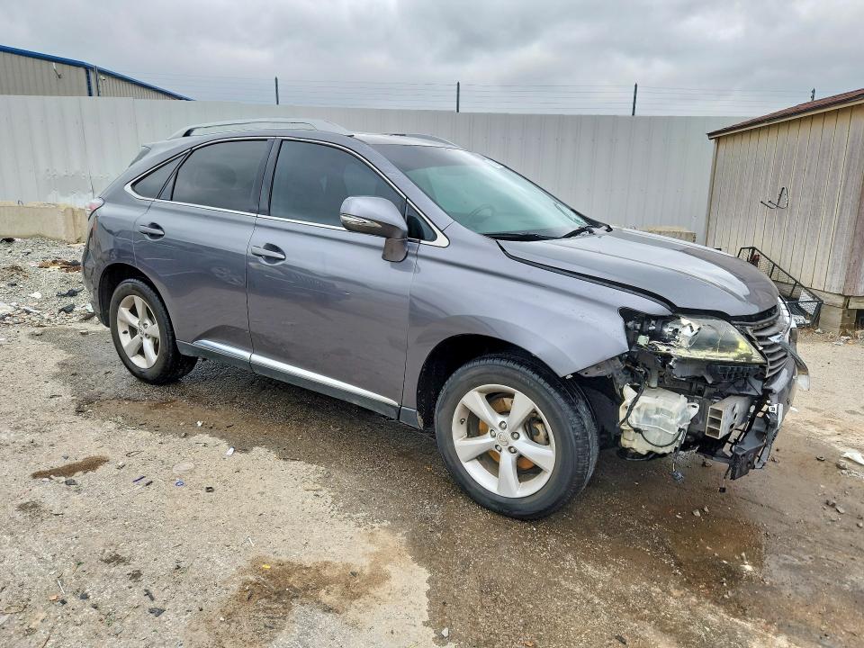 2013 Lexus VIN 2T2BK1BA8DC157085 COPART salvage auction — SIDE, Ky - Bill Of Sale/Part Only/No Titl, sold $450 on 2026-07-23 (photo 4)