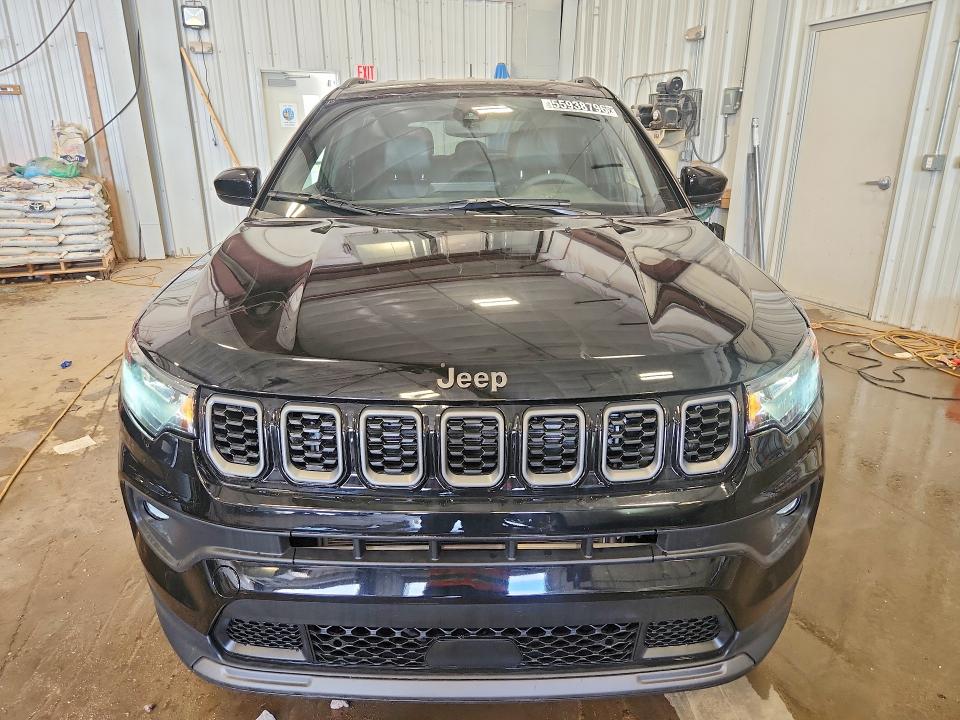 2026 Jeep Compass VIN 3C4NJDBN6TT180031 COPART salvage auction — MINOR DENT/SCRATCHES, Wv - Certificate Of Title, sold $13,100 on 2026-07-07 (photo 5)