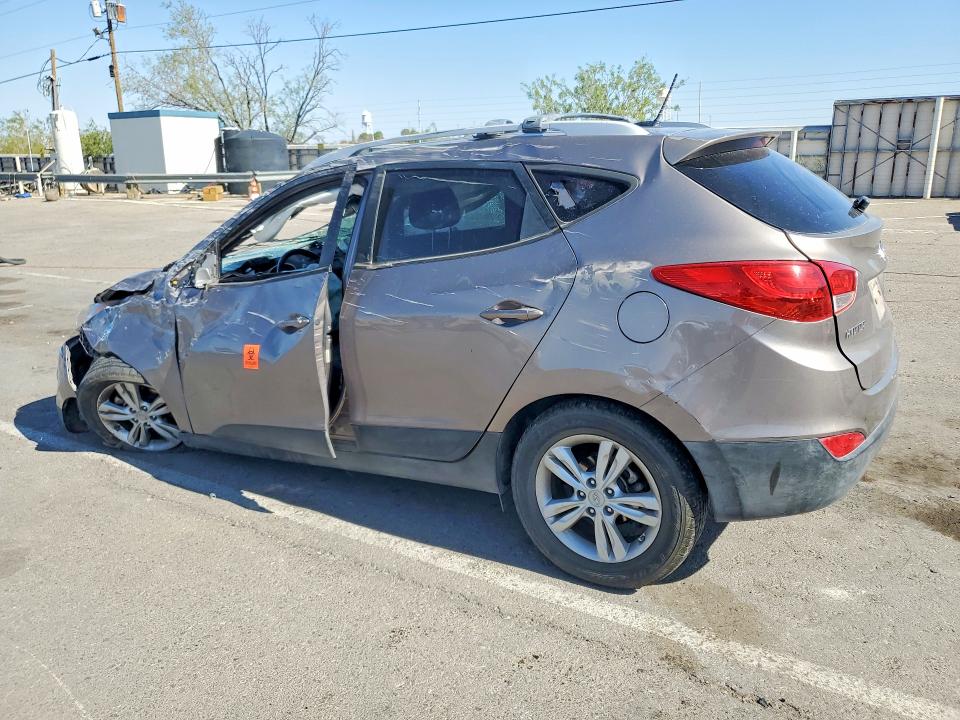 2012 Hyundai VIN KM8JU3AC0CU374975 COPART salvage auction — FRONT END, Nm - Cert Of Title-Salvage, sold $525 on 2026-07-31 (photo 2)