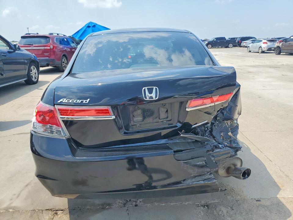 2012 Honda VIN 1HGCP2F64CA166084 COPART salvage auction — REAR END, Tx - Salvage Vehicle Title, sold $1,400 on 2026-07-02 (photo 6)