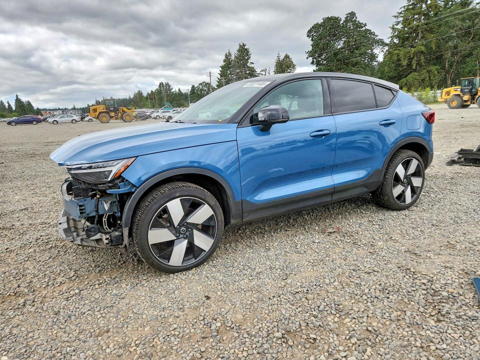 2022 Volvo C40 VIN YV4ED3GB4N2001440 — COPART salvage auction photo