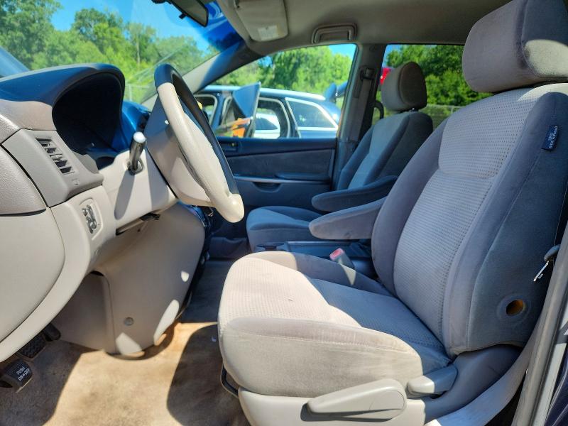 2007 Toyota Sienna VIN 5TDZK23C47S034369 COPART salvage auction — REAR END, PA - CERT OF SALVAGE-R=RECONSTRUCTE, sold $500 on 2026-07-21 (photo 7)