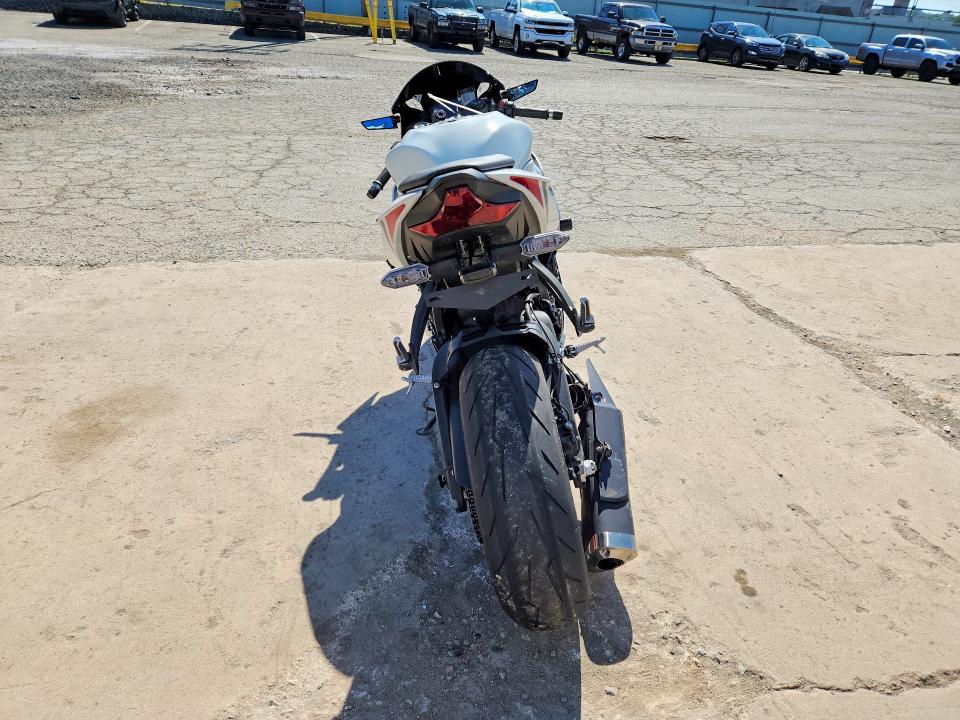 2025 Kawasaki Zx VIN JKBZXJJ17SA018224 COPART salvage auction — SIDE, Pa - Certificate Of Salvage, sold $4,350 on 2026-07-07 (photo 4)