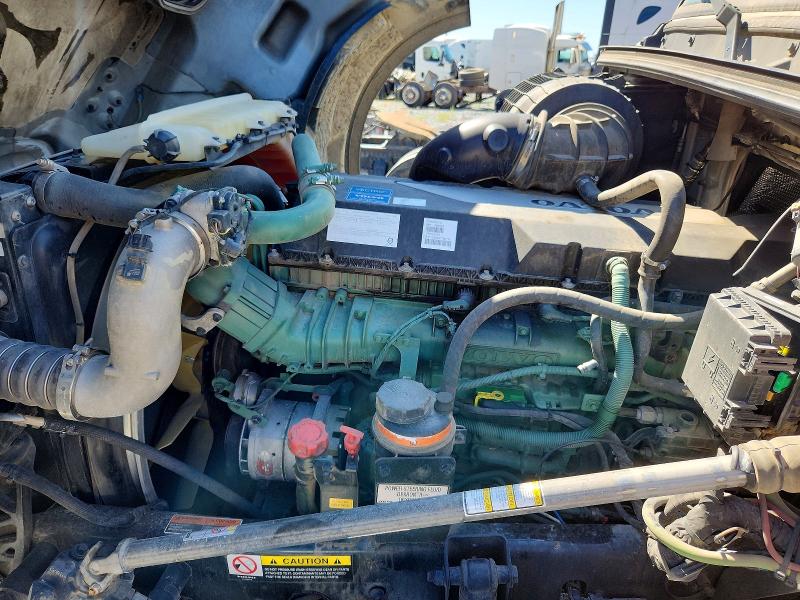 2022 Volvo VIN 4V4NC9EJ1NN305993 COPART salvage auction — FRONT END, Ca - Salvage Certificate, sold $9,100 on 2026-07-30 (photo 7)