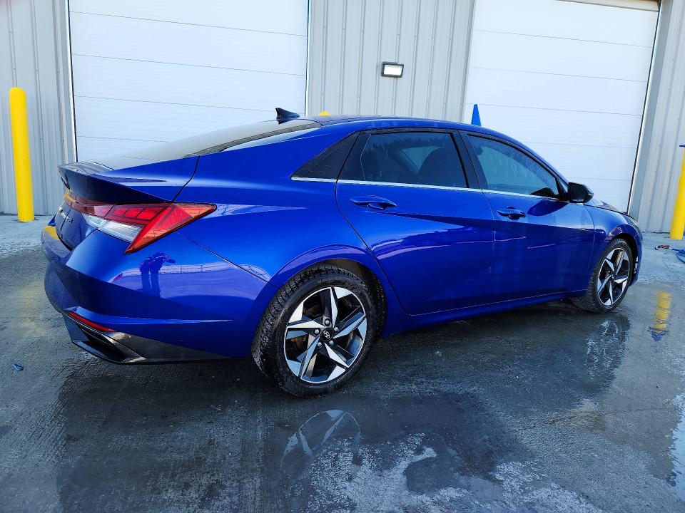 2022 Hyundai Elantra VIN KMHLN4AGXNU332427 COPART salvage auction — MINOR DENT/SCRATCHES, On - Permit No Brand - Unfit (P), sold $10,700 on 2026-07-03 (photo 3)