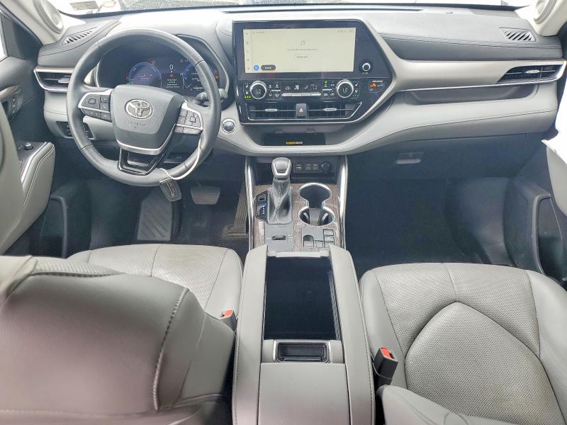 2023 Toyota VIN 5TDXBRCH2PS582270 COPART salvage auction — SIDE, Va - Cert Of Title - Salvage, sold $6,100 on 2026-07-24 (photo 8)