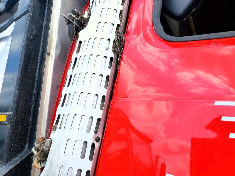 2018 Volvo Vhd VIN 4V5KC9DH5JN894473 COPART salvage auction — ROLLOVER, GA - CERT OF TITLE-SALVAGE (P), sold $19,700 on 2026-07-30 (photo 6)
