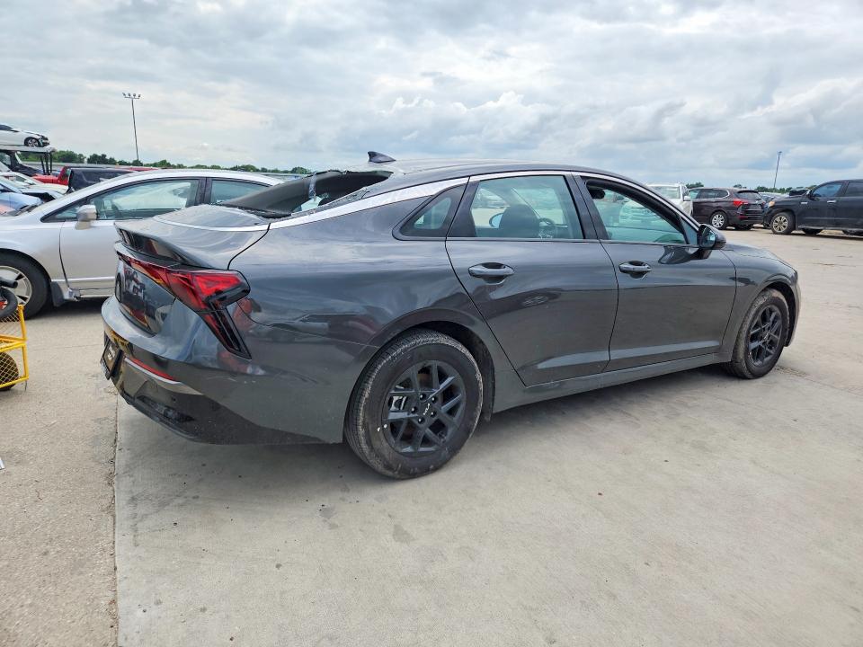 2026 Kia K5 VIN KNAG24J75T5410888 COPART salvage auction — WATER/FLOOD, TX - SALVAGE TITLE-FLOOD DAMAGE, sold $2,000 on 2026-07-30 (photo 3)
