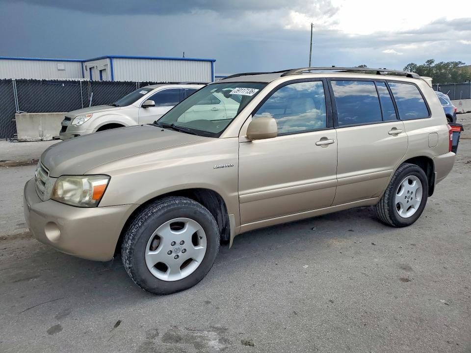 2005 Toyota Highlander VIN JTEDP21A450051939 COPART salvage auction — MINOR DENT/SCRATCHES, Fl - Certificate Of Title, sold $700 on 2026-07-30 (photo 1)