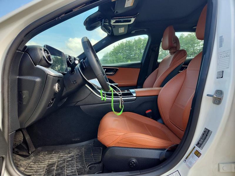 2025 Mercedes-benz C-klasse VIN W1KAF4HB6SR277255 COPART salvage auction — SIDE, Fl - Cert Of Title Slvg Rebuildable, sold $28,750 on 2026-07-15 (photo 7)