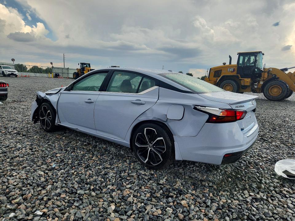 2023 Nissan Altima VIN 1N4BL4CV1PN303841 COPART salvage auction — FRONT END, Fl - Cert Of Title Slvg Rebuildable, sold $5,800 on 2026-07-09 (photo 2)